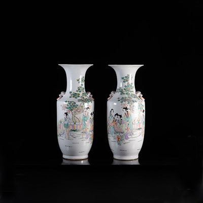 China pair of mirror vases with character decors Qianlong brand 19th