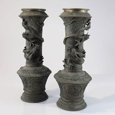 Japan pair of bronze vase decorated with dragons XIX
