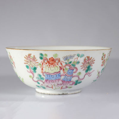 Chine bol e porcelaine famille rose décor de fleurs 19ème