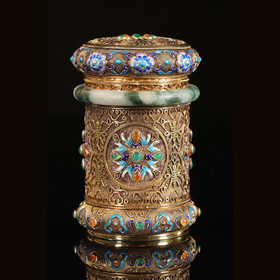 China - enamelled vermeil silver box inlaid with jade and stones