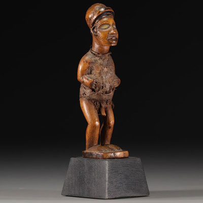 Bwende / Bembe statue/fetish - Rep.Dem.Congo