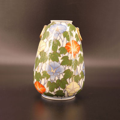 Porcelain vase with flower decoration