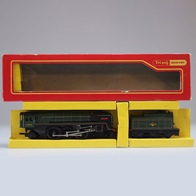 Hornby locomotive / Reference: R259S / Type: 4.6.2. Britannia 70000