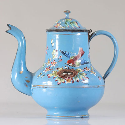 Enamelled coffee pot in relief with floral decoration and birds 19th