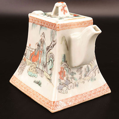 中国 - 人物纹饰瓷茶壶（田园家宅图） - 商标