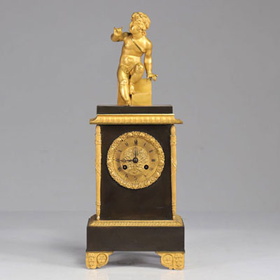 Pendule Charles X en bronze doré 