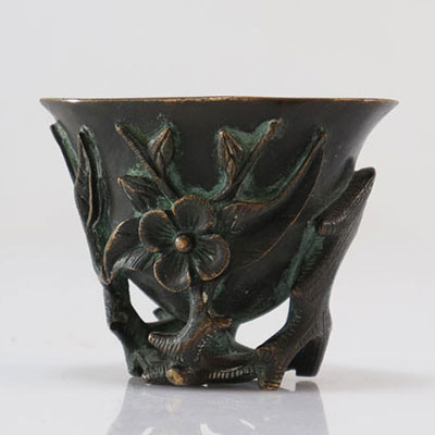 Coupe libatoire chinoise en bronze XVIIIème ou antérieur