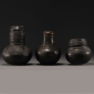 Set of 3 Mangbetu terracotta receptacles - Rep.Dem.Congo