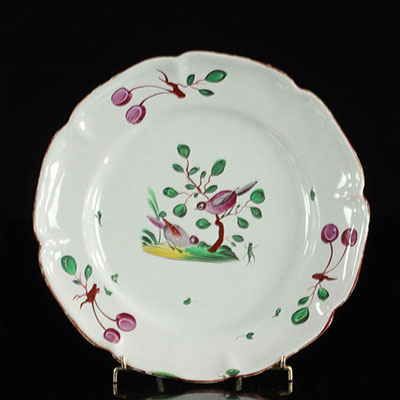 Les Islettes France Plate decorated with two birds. 18th