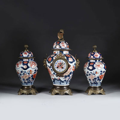 Garniture de cheminée en porcelaine Japonaise Imari 19ème
