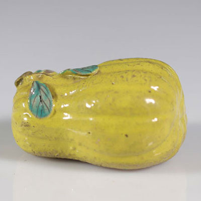 China - ceramic fruit - Qing period