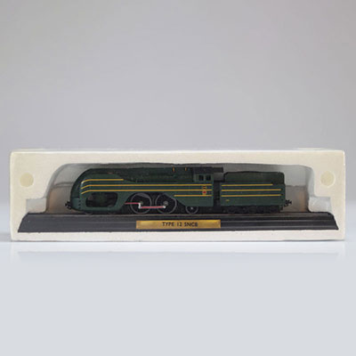 Locomotive Model / Reference: 2 115 209 / Type: Type 12