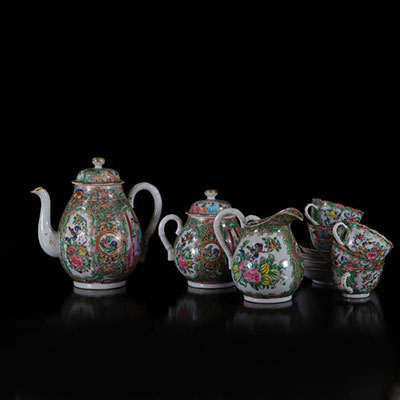 China Canton porcelain service early 20th century