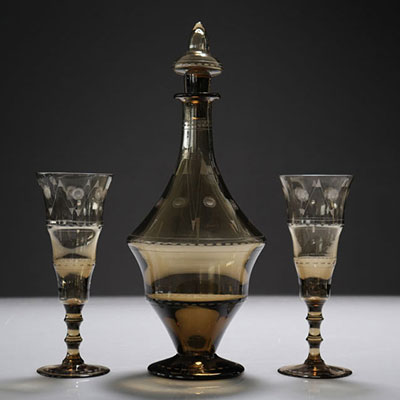 Daum Nancy. Carafe with stopper and 2 glasses. 1930