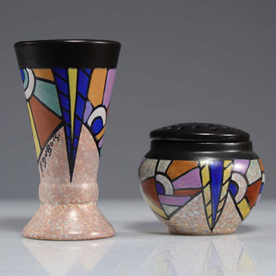 ANTOINE DUBOIS (1869-1949) Vase et pique fleures Art Déco céramique émaillée à décor peint de motifs géométriques.