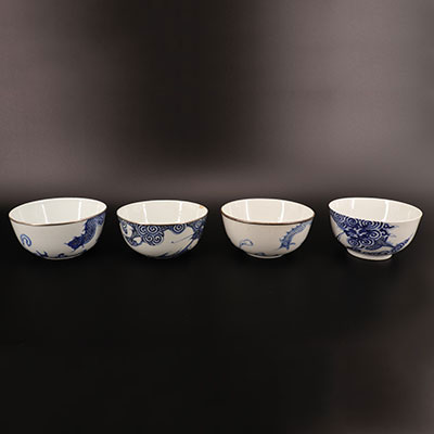 中国 - 四只龙纹青花瓷碗（一套），“蓝色色调”，底座为越南货品
