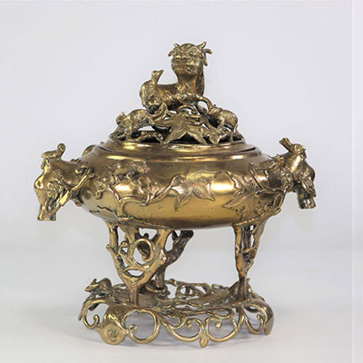 China bronze perfume burner decorated with squirrels and flowers Qing period