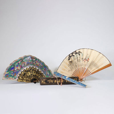 China lot of 2 fans 19th