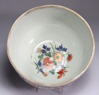 Japan - Imposing porcelain covered bowl from 18th century