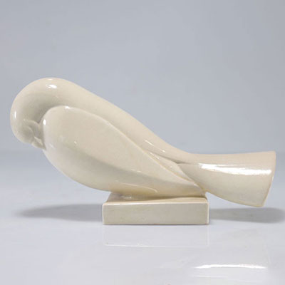 Jean et Jacques ADNET (1900-1984) - Colombe en céramique blanc ivoire craquelée.