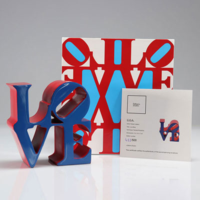 Robert Indiana. “LoveBlue”. Blue and red sculpture. Edition numbered 411/500.
