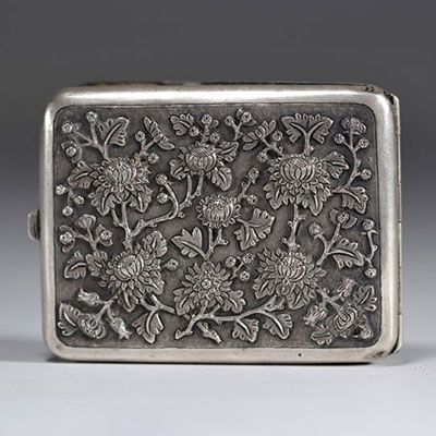 Solid silver card case decorated with flowers and figures