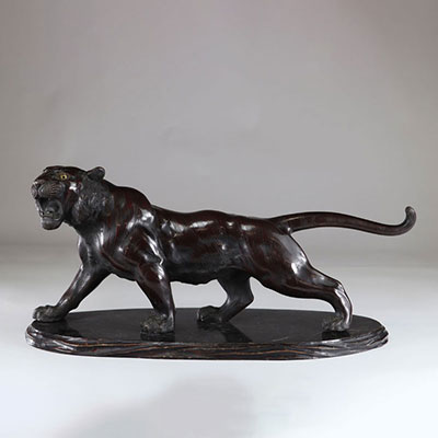 Bronze panther Japan Meiji period