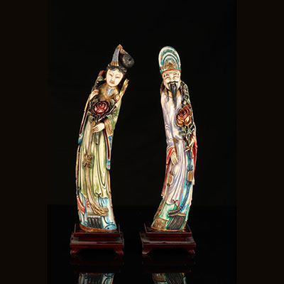Chine - Paire de grandes sculptures chinoises en ivoire polychrome