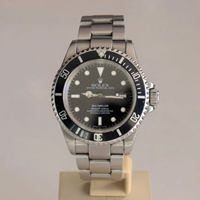 Rolex Sea Dweler Cadran Noir 1996 Boite et papier d’origine 16600