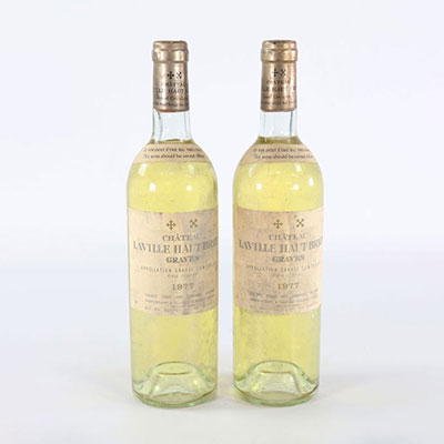 2 bottles of Château Laville Haut-Brion 1977 White Bordeaux Graves