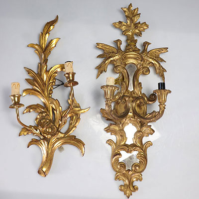 Appliques en bois sculpté et doré de style Louis XV