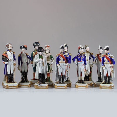 Porcelaine de Saxe (12) belle ensemble de soldats de l armée Napoléonienne