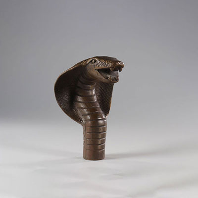 Pommeau de canne en bronze en forme de serpent