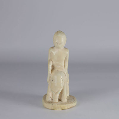 Africa ivory sculpture 20th