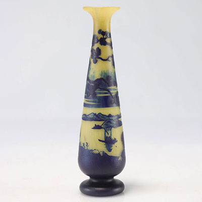 Charles SCHNEIDER (1881-1953) Vase dégagé à l'acide rare décor japonisant signature au berlingot