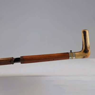 A Dumonthier system cane