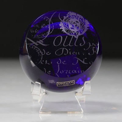 Paperweight. Saint Louis. Opening of the Saint-Louis crystal museum