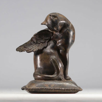 Pierre CHENET (XX-XXIe siècle) Chat ailé en Bronze