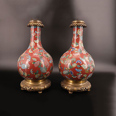 中国 - 青铜底座的景泰蓝对瓶 19世纪