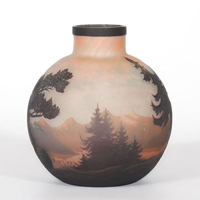 Muller Frères ball vase decorated with Vosges landscape