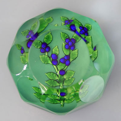 Paperweight Saint-Louis 1987, Blueberry, 16 facets and 1 at the top, 150 copies