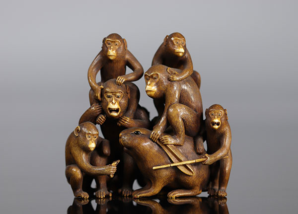 Japon somptueux Okimono signé Masatsugu sculpté de singes et d'un lapin 19ème