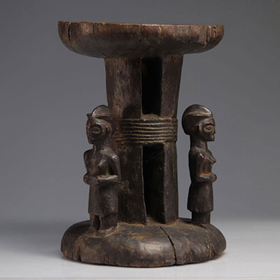Siège Tchokwé, RDC, sculpté de personnages