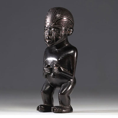 Makonde statuette - Mozambique