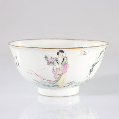 China famille rose porcelain bowl woman and cranes