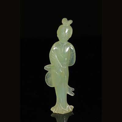 Chine - sculpture en jade jeune femme