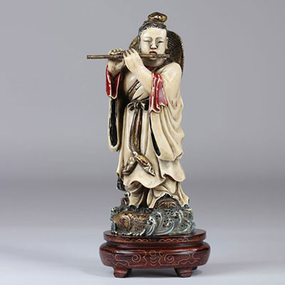 Chine sculpture polychrome d'une jeune musicienne vers 1900