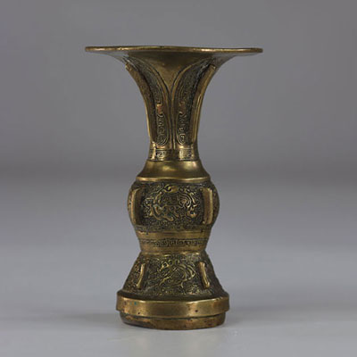 China archaic bronze vase