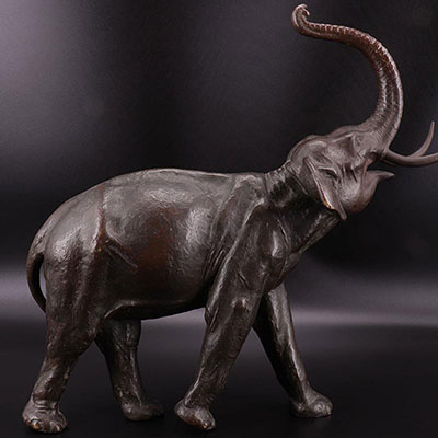 France - bronze elephant