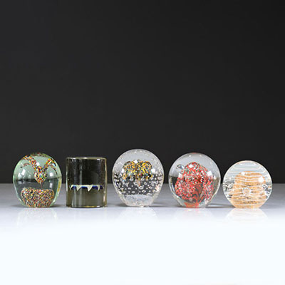 Paperweight. Lot of 5 different origins